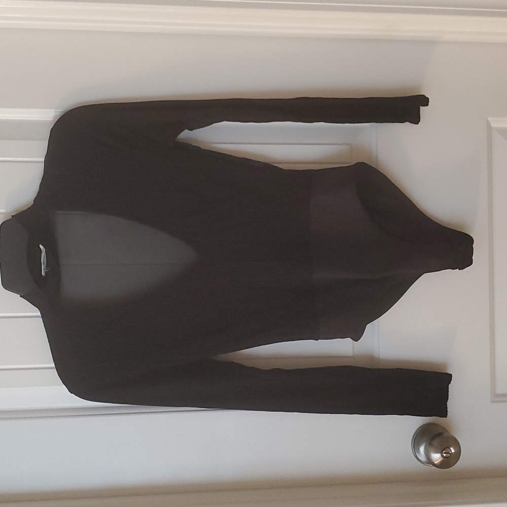 🌿 Black Deep V line bodysuit with sheer back